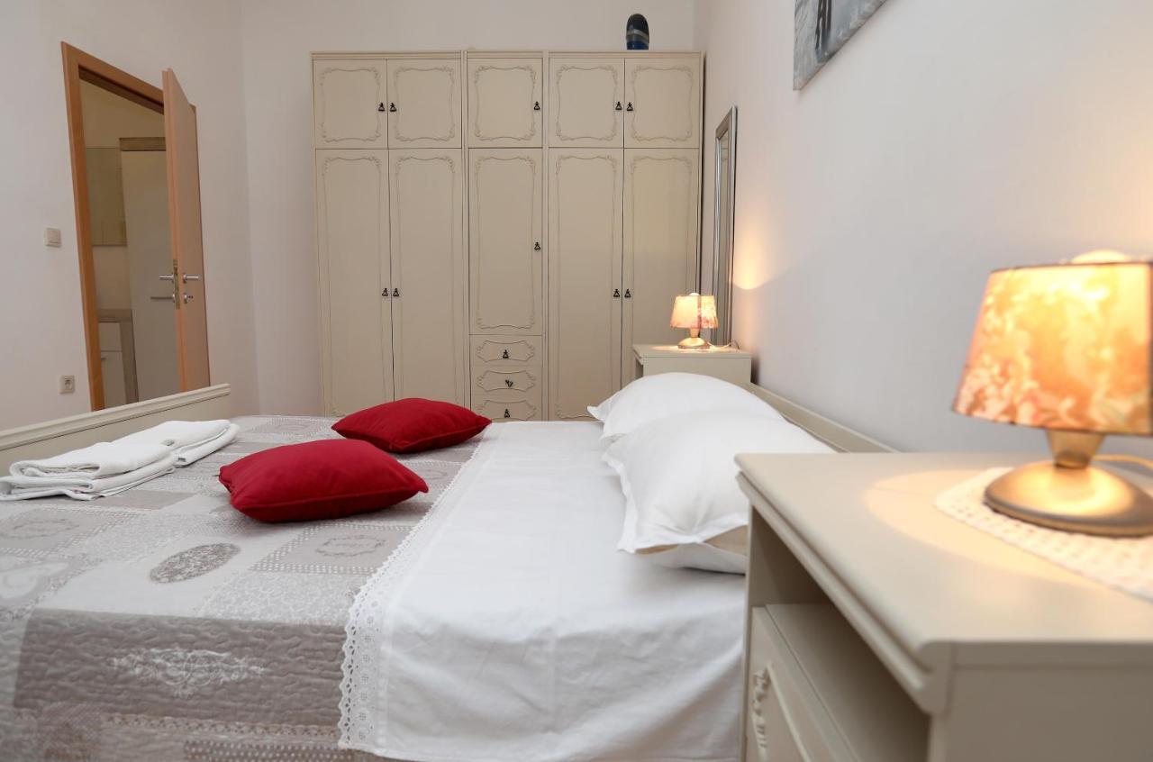 Vila Kuzmanic Trogir Zewnętrze zdjęcie