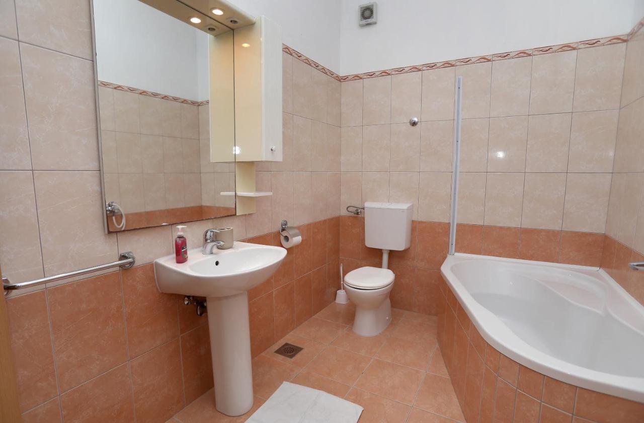 Vila Kuzmanic Trogir Zewnętrze zdjęcie