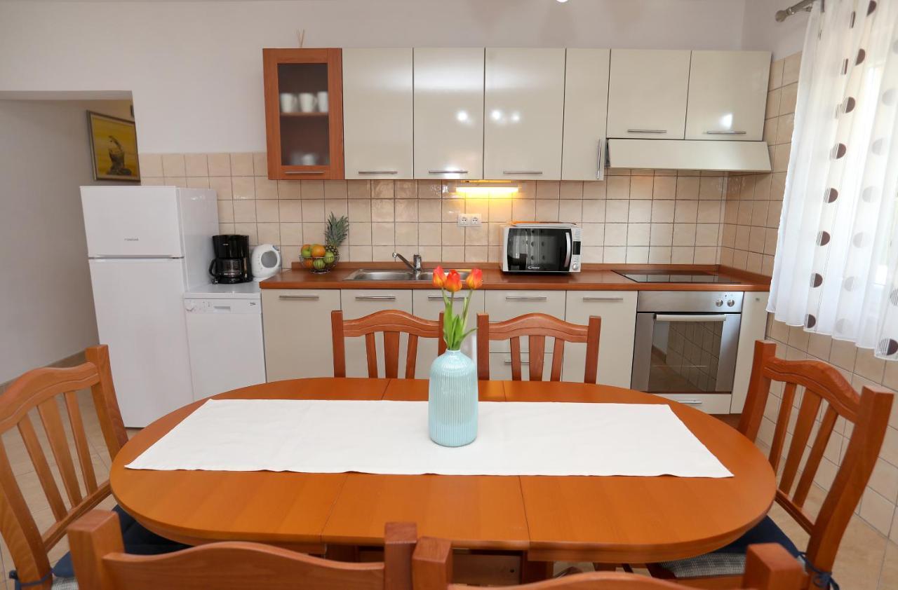 Vila Kuzmanic Trogir Zewnętrze zdjęcie